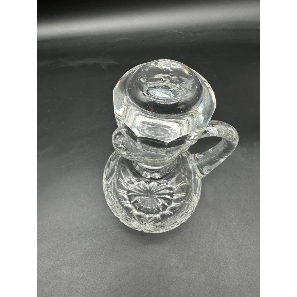 Vintage‎ Cut Glass Cruet Starburst Pattern Clear Decanter with Stopper